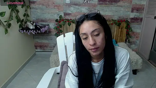 Snapshot of Lucy_joi chatting on 01-03-25, 07:27 Lucy joi online show from 01-03-25, 07:27