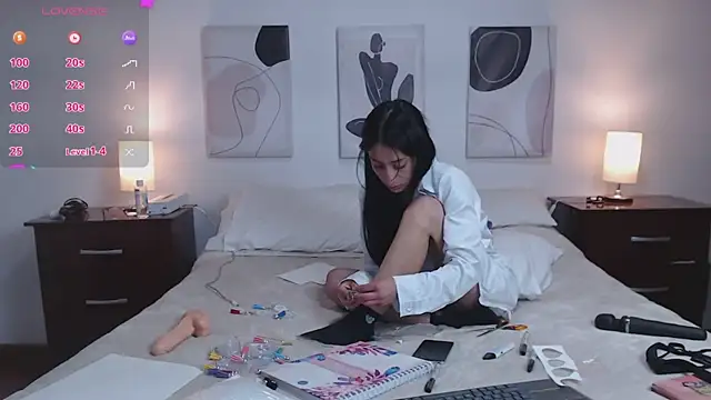 Snapshot of Lucy_joi chatting on 01-24-25, 06:35 Lucy joi online show from 01-24-25, 06:35