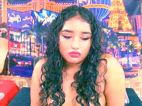 Snapshot of IndianAngel4u chatting on 09-29-25, 07:24 IndianAngel4u online show from 09-29-25, 07:24