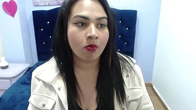 Snapshot of lucianaa_25 chatting on 12-04-24, 12:14 lucianaa 25 online show from 12-04-24, 12:14