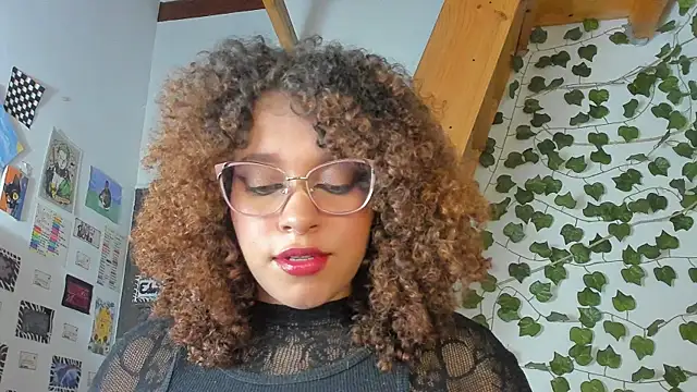 Snapshot of Ada_gales_ chatting on 12-05-24, 02:53 Ada gales  online show from 12-05-24, 02:53