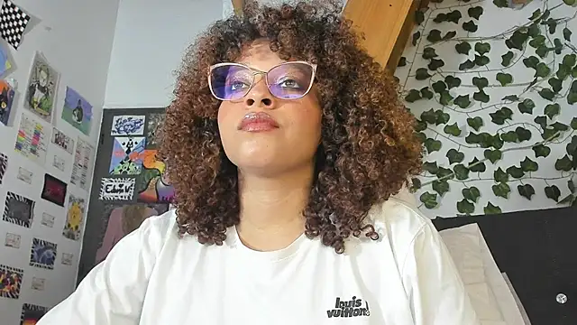 Snapshot of Ada_gales_ chatting on 12-19-24, 12:45 Ada gales  online show from 12-19-24, 12:45