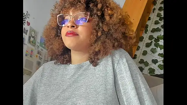 Snapshot of Ada_gales_ chatting on 02-27-25, 11:37 Ada gales  online show from 02-27-25, 11:37