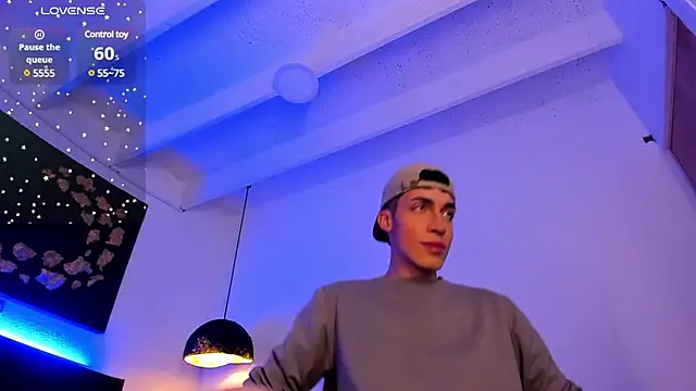 Snapshot of Angel_Snowhotxxx chatting on 02-02-25, 03:39 Angel Snowhotxxx online show from 02-02-25, 03:39