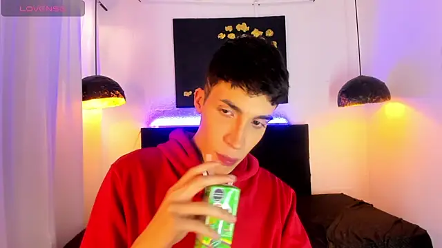 Snapshot of Angel_Snowhotxxx chatting on 02-06-25, 03:41 Angel Snowhotxxx online show from 02-06-25, 03:41