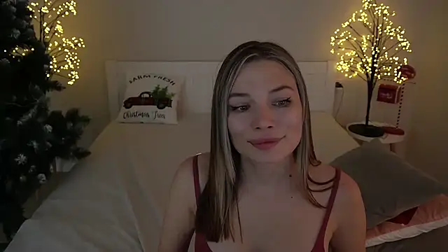 Snapshot of IceDanielles chatting on 12-05-24, 06:00 IceDanielles online show from 12-05-24, 06:00