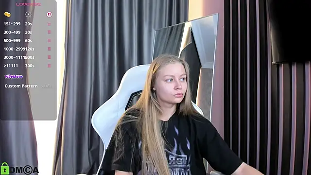 Polumna cute online show from 04-19-26, 09:52