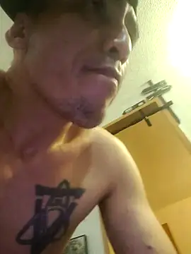 Snapshot of Bstokes671 chatting on 07-23-26, 04:54 Bstokes671 online show from 07-23-26, 04:54