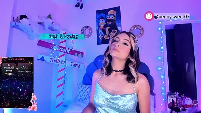 Snapshot of penny_sweett_ chatting on 12-29-24, 04:30 penny sweett online show from 12-29-24, 04:30