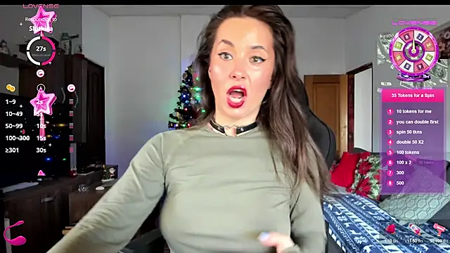 Snapshot of PlayfulGoddess chatting on 01-21-25, 12:29 PlayfulGoddess online show from 01-21-25, 12:29