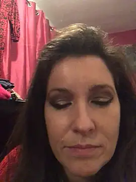 Snapshot of Lwhite1 chatting on 12-09-24, 11:45 Lwhite1 online show from 12-09-24, 11:45