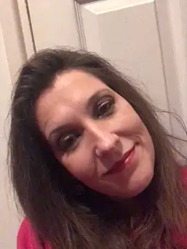 Snapshot of Lwhite1 chatting on 12-12-24, 12:16 Lwhite1 online show from 12-12-24, 12:16