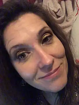 Snapshot of Lwhite1 chatting on 12-19-24, 12:13 Lwhite1 online show from 12-19-24, 12:13