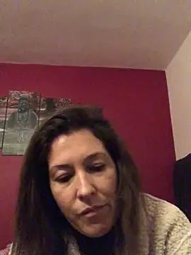 Snapshot of Lwhite1 chatting on 12-30-24, 04:51 Lwhite1 online show from 12-30-24, 04:51