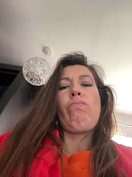 Lwhite1 online show from 04-01-26, 03:31