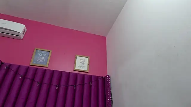 littleebonny online show from 03-09-25, 07:59