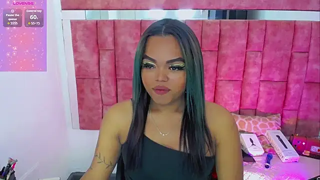 KayleighDreams  online show from 03-13-26, 12:23