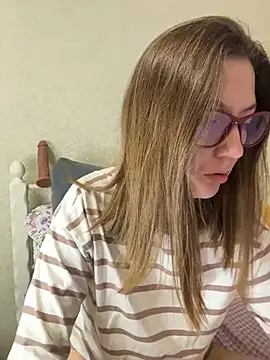 BeatriceTender online show from 04-08-26, 07:25