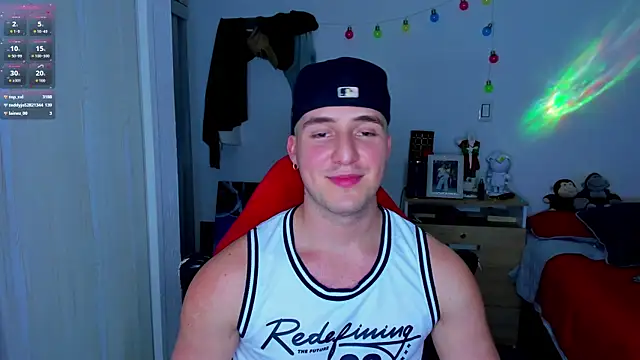 liam oficial02 online show from 12-12-24, 06:57