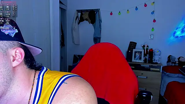 liam oficial02 online show from 12-17-24, 04:45