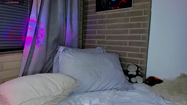 liam oficial02 online show from 04-22-26, 03:20