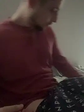 justinj27 online show from 02-08-25, 01:22