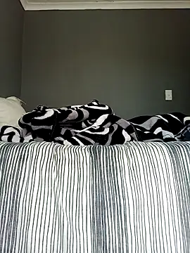 Snapshot of the_greatt chatting on 11-21-25, 06:56 the greatt online show from 11-21-25, 06:56