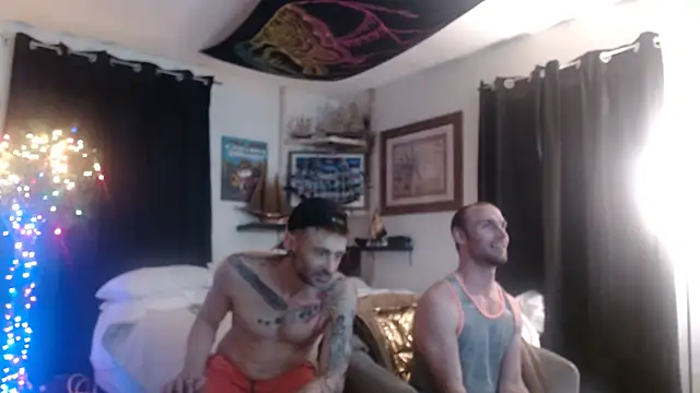 Snapshot of ShiaWay chatting on 01-19-25, 08:41 ShiaWay online show from 01-19-25, 08:41