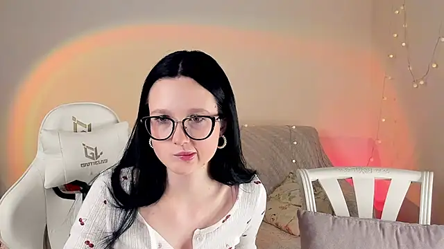 MishkaMe online show from 11-25-25, 02:28