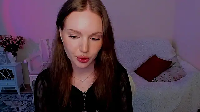 Snapshot of MishkaMe chatting on 05-25-26, 10:54 MishkaMe online show from 05-25-26, 10:54