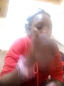 Cute tamara online show from 12-16-25, 05:40