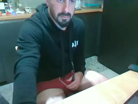 Snapshot of giorgakaci69 chatting on 12-09-24, 11:24 giorgakaci69 online show from 12-09-24, 11:24