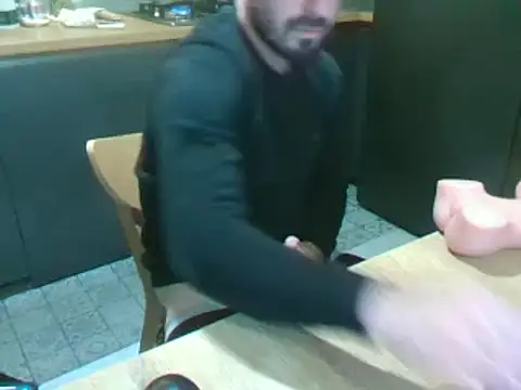 Snapshot of giorgakaci69 chatting on 12-19-24, 10:10 giorgakaci69 online show from 12-19-24, 10:10