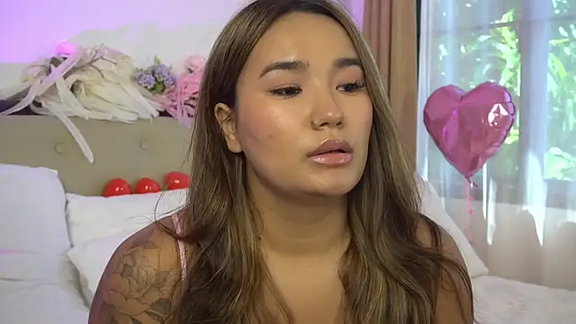 Snapshot of immahawaii chatting on 02-14-26, 03:47 immahawaii online show from 02-14-26, 03:47