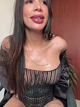 Snapshot of Dj_scarlettmorreti chatting on 02-23-25, 02:46 Dj scarlettmorreti online show from 02-23-25, 02:46