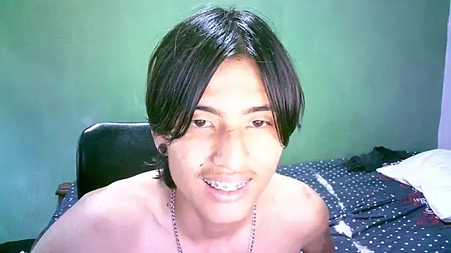 Snapshot of Luchitodiaz6969 chatting on 09-12-25, 06:30 Luchitodiaz6969 online show from 09-12-25, 06:30