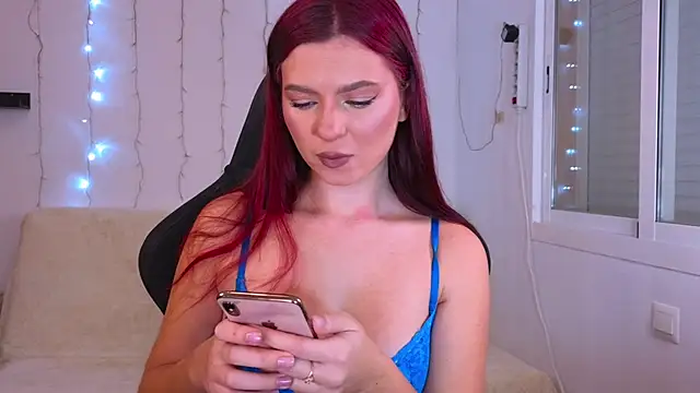 Snapshot of Karinchik_ chatting on 12-20-24, 09:50 Karinchik online show from 12-20-24, 09:50