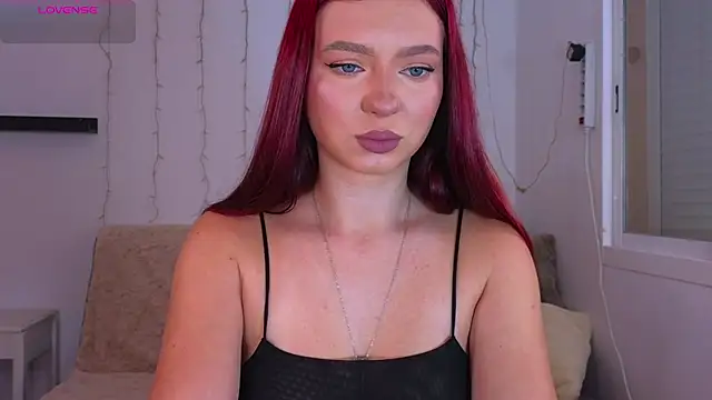 Snapshot of Karinchik_ chatting on 03-11-25, 06:52 Karinchik online show from 03-11-25, 06:52