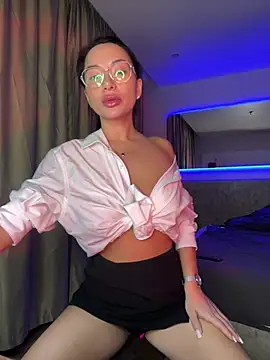 Melisa Ester online show from 02-22-25, 03:14