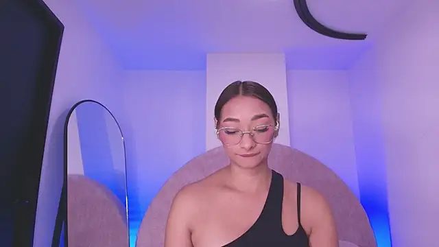 vale ross  online show from 03-28-26, 03:06