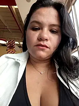 Julieta-tits online show from 01-09-25, 09:05