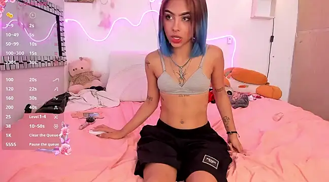 Snapshot of lilith_horny chatting on 01-14-25, 06:13 lilith horny online show from 01-14-25, 06:13