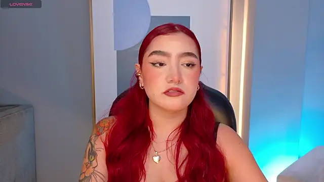 ViolettCastel online show from 11-17-25, 07:41