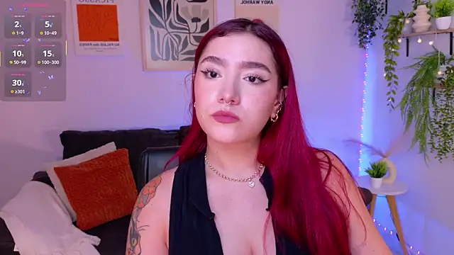 Snapshot of ViolettCastel chatting on 04-27-26, 12:41 ViolettCastel online show from 04-27-26, 12:41