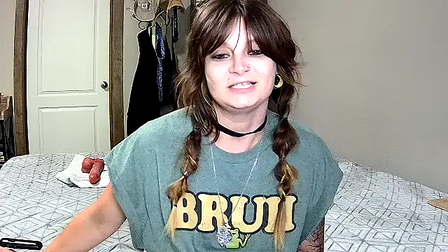 ZeelaXoXo online show from 04-19-26, 08:55