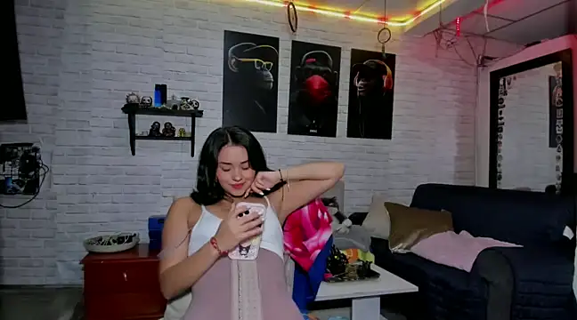 Kimmymadison- online show from 12-05-24, 02:20