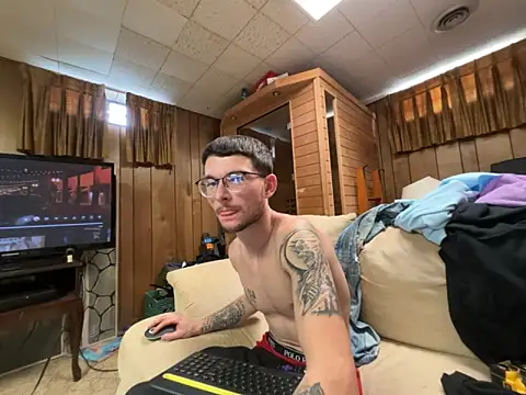 Snapshot of hungkubenski chatting on 10-26-25, 07:20 hungkubenski online show from 10-26-25, 07:20