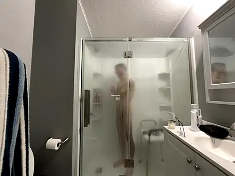 Snapshot of hungkubenski chatting on 11-05-25, 05:57 hungkubenski online show from 11-05-25, 05:57