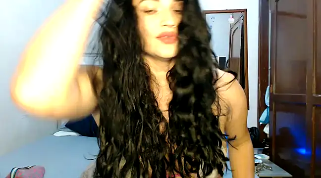 Snapshot of Katalleyaa chatting on 12-03-24, 09:56 Katalleyaa online show from 12-03-24, 09:56