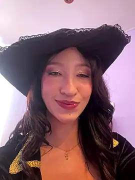 peiton steele7 online show from 10-31-25, 07:48